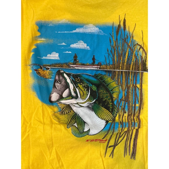 Fruit of the Loom Fishing Graphic T-Shirt Bass Fish Short‎ Sleeve 2XL - Picture 1 of 7